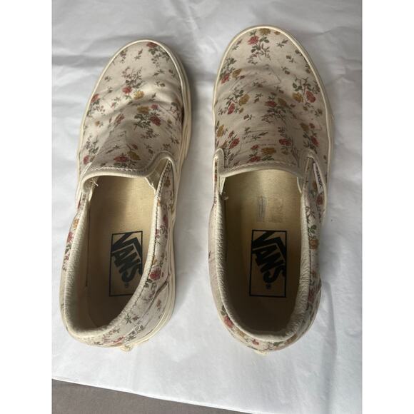 Vans  unisex,  5 mens 6.5 women’s  floral  slip on white/pink school walking - Picture 3 of 9